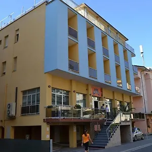 https://hotel-berna-rimini.emilia-romagnahotels.net