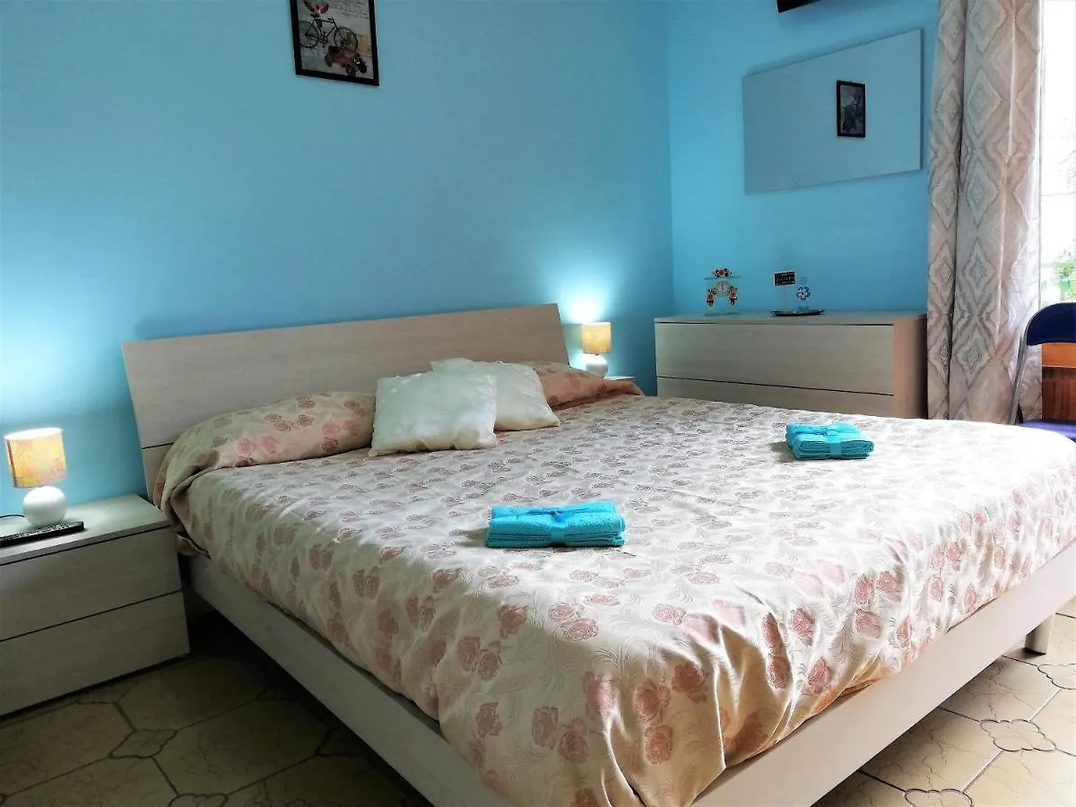 Via Pisa Hotel Riposto Guest house
