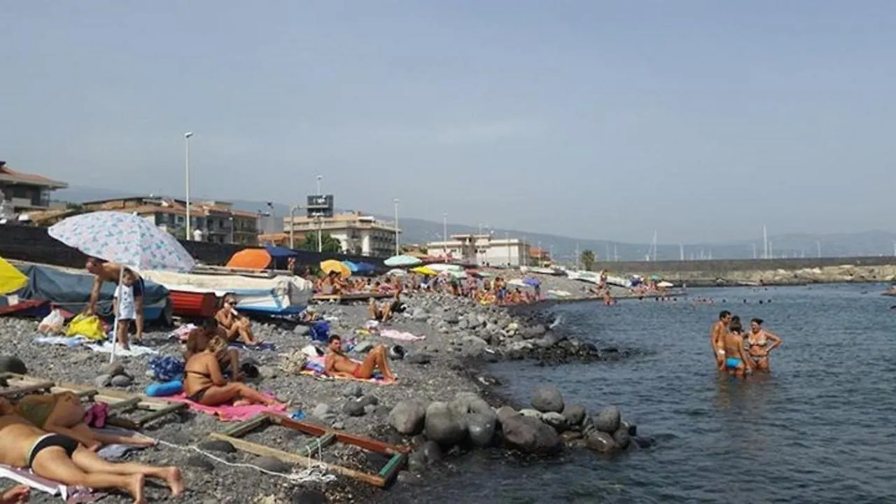 Via Pisa Hotel Riposto 0*,