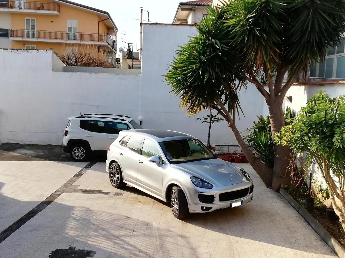 Guest house Via Pisa Hotel Riposto
